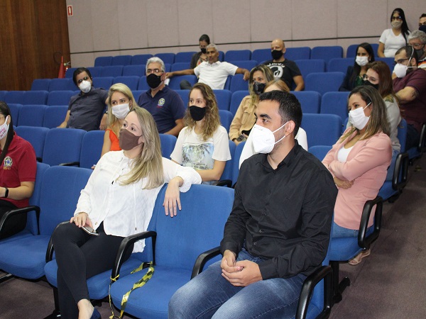 Advogado Igor 3 - 600 x 450