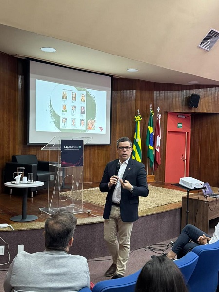 Palestra Dr. Gustavo - da Abeno 72