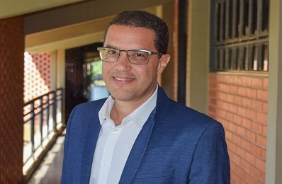 Professor Dr. Cláudio Rodrigues Leles - 398 x 260