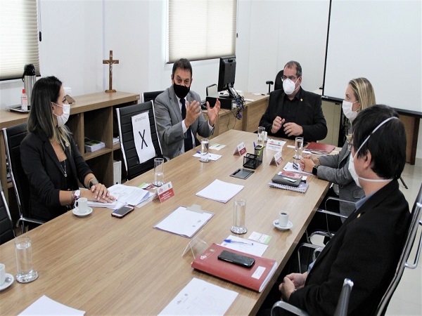 Regulamentação da OH avança - reunião 3 - 600 x 450